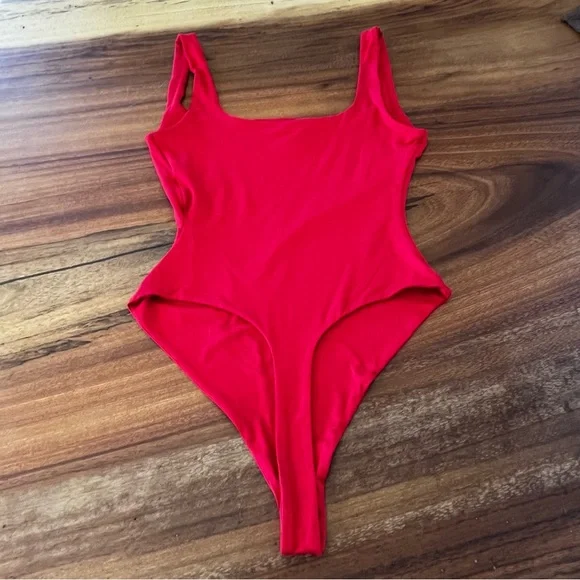 NAKED WARDROBE Red Tank Square Neck Bodysuit Size M Soft Shaping Minimalist Chic - Picture 2 of 6